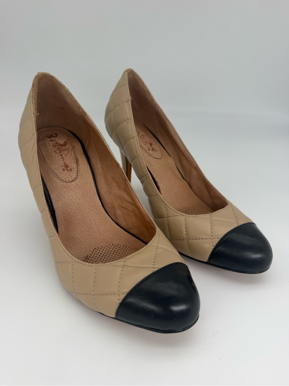Corso Como Quilted Beige Leather Cap Toe Pumps Stiletto Heels Size 9.5M